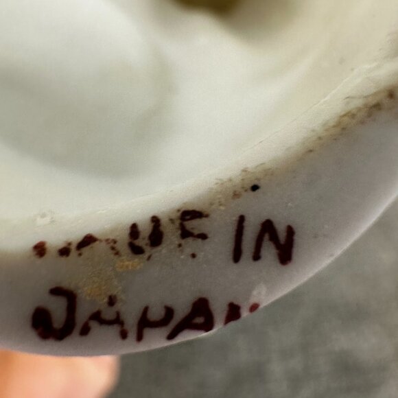 Vintage Porcelain & Bisque Bud Vase Figurines Set of 3 Made in Japan - Picture 5 of 5